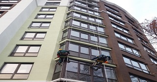 Установка крыши на балкон Кумертау цена от 1060 руб. м/2.